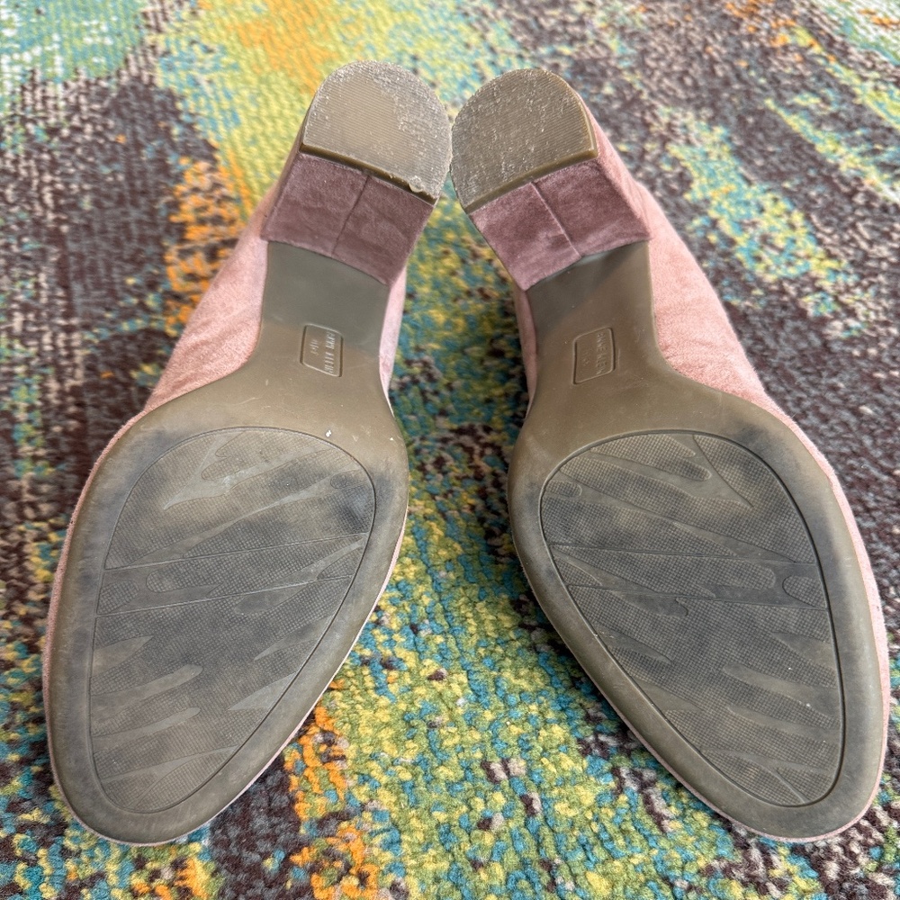 Women's Heel - Picture 3 of 6